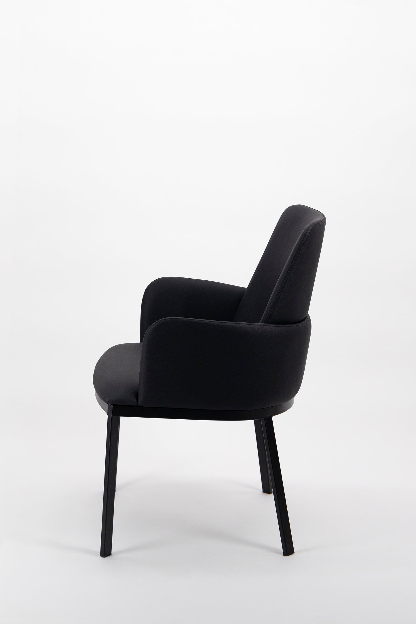 PARKER ARM BLACK