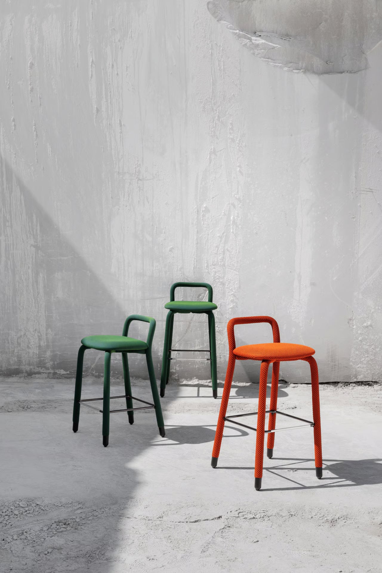 SET 2 PIEZAS MIDJ PIPPI BAR STOOLS