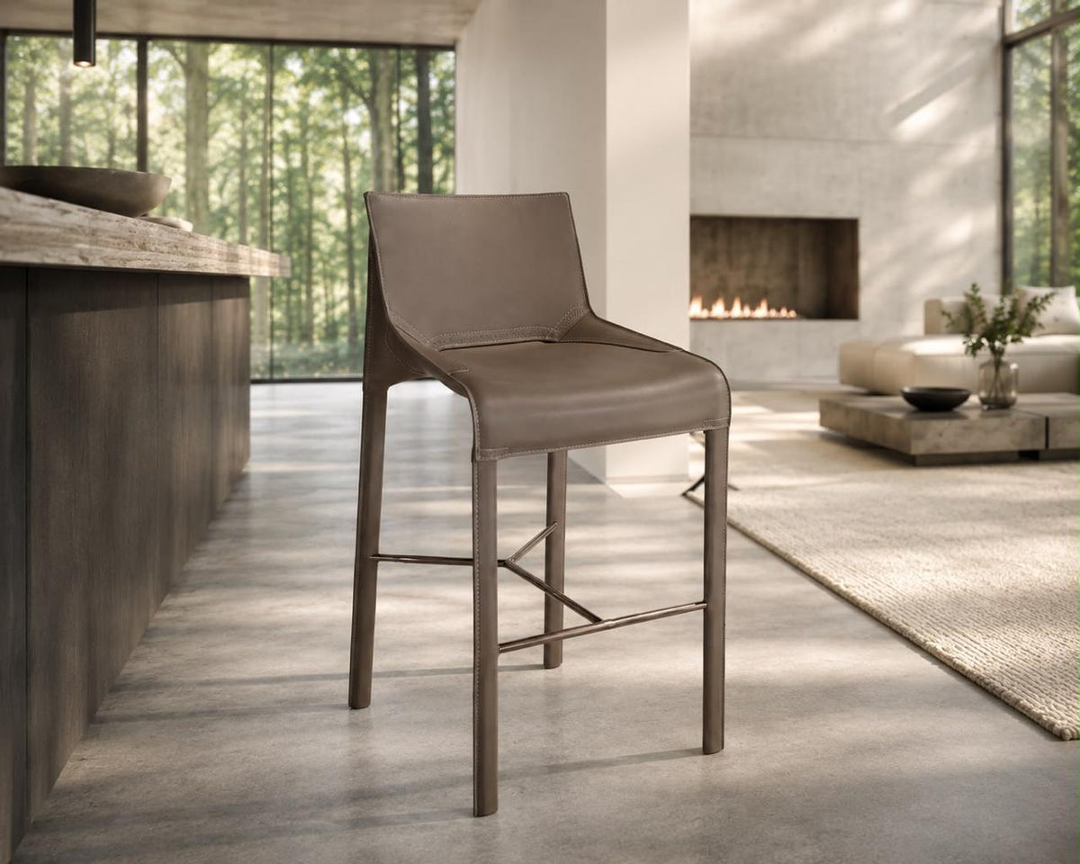 TONIC BAR STOOL